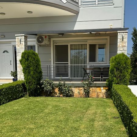 Beach House Néa Mákri Екстериор снимка